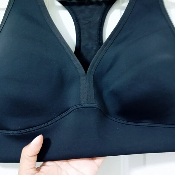 EQYL Set Sweatshirt And Sports Bras Crewneck Black And White Womens Size XL - Picture 10 of 12